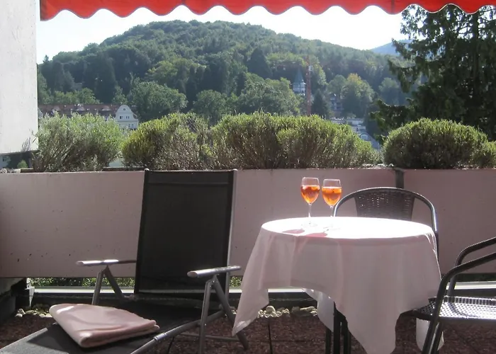 דירה Panoramablick באדן-באדן